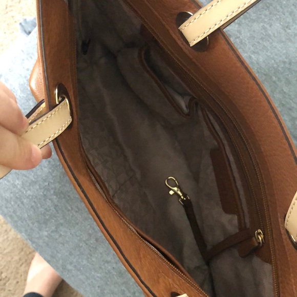 Michael Kors bag - Picture 2 of 3